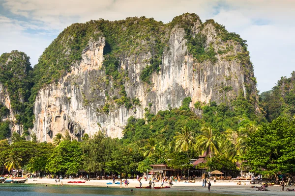 Krabi,Thailand,December 11,2013:Railay beach, Krabi, Andaman sea — Stock Photo, Image