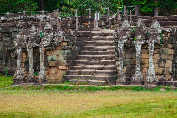 Terasz, elefántok, Angkor Thom, Siem Reap, Kambodzsa — Stock Fotó