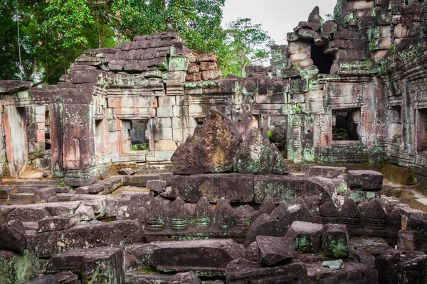 Ruiny świątyni Khan Pra w Angkor Thom Kambodży — Zdjęcie stockowe