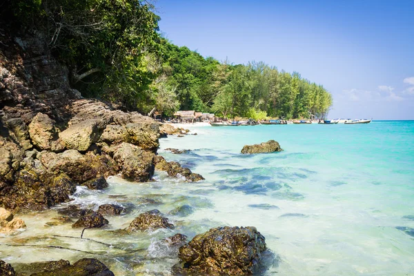 Bamboo Island è un'altra isola nel Mar delle Andamane vicino phi-ph — Foto Stock