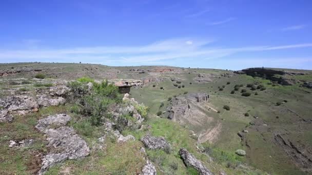 Duraton Kanyonu ve Sepulveda. Segovia. Castilla Leon. İspanya. — Stok video