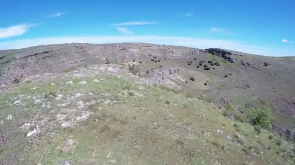 Запись с воздуха в каньоне Дуратон и Сепульведе. Сеговия. Кастилья Леон. Испания . — стоковое видео
