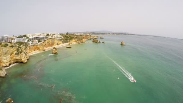 Luchtfoto beeldmateriaal Lagos, Ponta da Piedade, Algarve, Portugal — Stockvideo