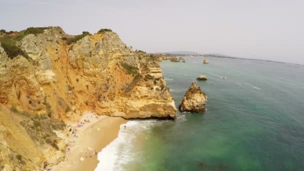 Aerial footage Lagos, Ponta da Piedade, Algarve, Portugal — Stockvideo