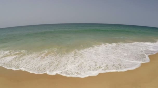 Imágenes aéreas de la playa de Faro, Algarve — Vídeo de stock