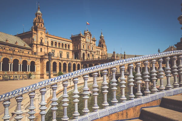 Испанская площадь (Plaza de Espana) в Севилье, Испания — стоковое фото