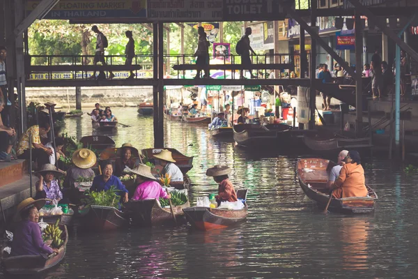 THAÏLANDE DAMNOEN SADUAK - 14 DÉCEMBRE 2014 : Damnoen Saduak Floa — Photo