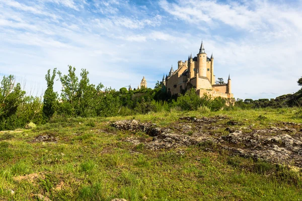 O famoso Alcazar de Segóvia, Castela e Leão, Espanha — Fotografia de Stock