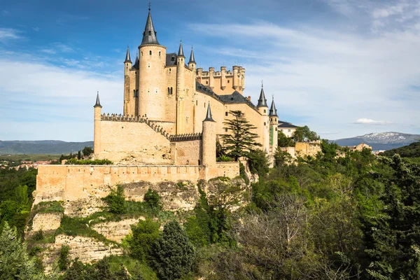 O famoso Alcazar de Segóvia, Castela e Leão, Espanha — Fotografia de Stock