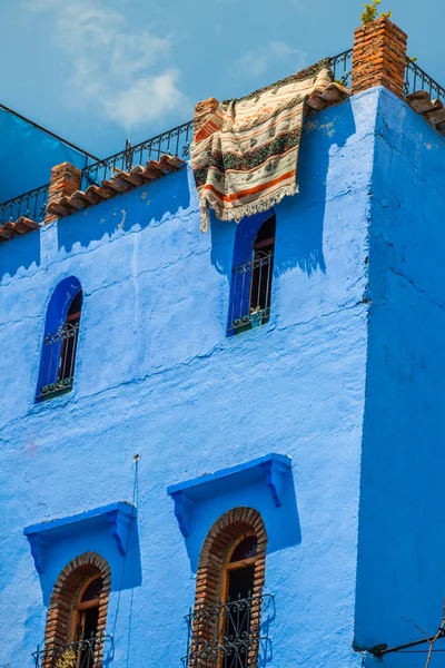 Architectural detail in Chefchaouen, Morocco, Africa — Stock Photo, Image