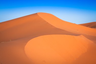 Dune yakınındaki Merzouga Fas Erg African adlı çöl.