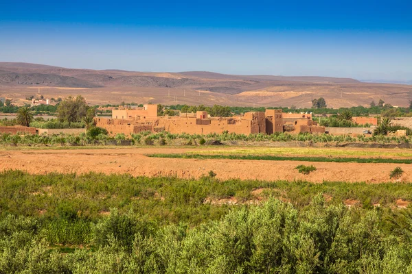 Vesnice v Africe Ouarzazate, Maroko, — Stock fotografie