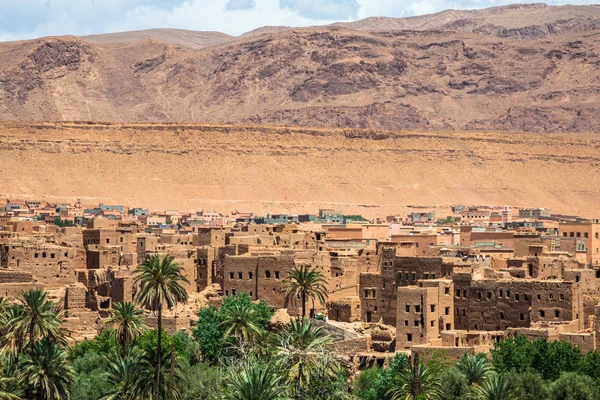 Cidade e oásis de Tinerhir, Marrocos — Fotografia de Stock