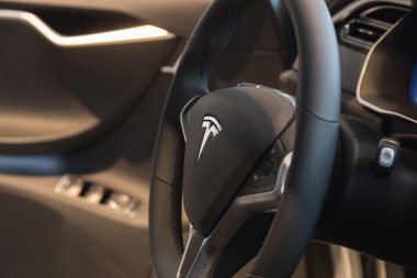 Ayrıntı Tesla Model S Araba, Milano, İtalya