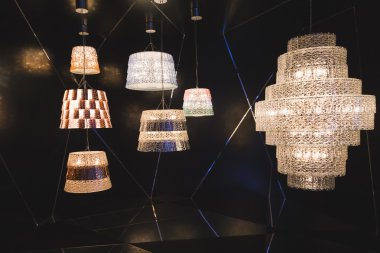 Avizeler ekranda Fuorisalone 2016, Milano, İtalya