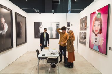 Milano, İtalya'da Mia 2016'yı ziyaret eden kişiler