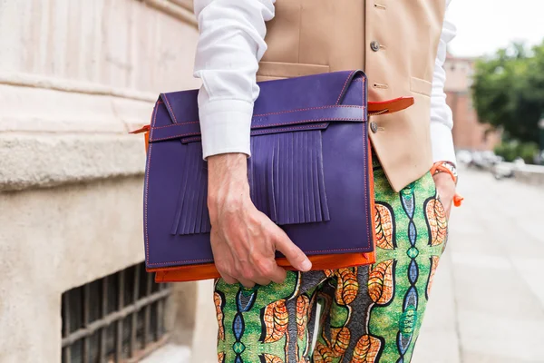 Деталь сумки на Неделе моды в Милане — стоковое фото