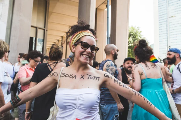 Pessoas no Pride 2016 em Milão, Itália — Fotografia de Stock