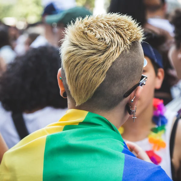 Osoby w Pride 2016 w Mediolan, Włochy — Zdjęcie stockowe