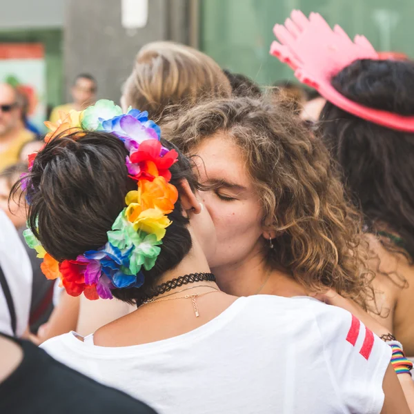 Osoby w Pride 2016 w Mediolan, Włochy — Zdjęcie stockowe