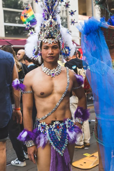 Osoby w Pride 2016 w Mediolan, Włochy — Zdjęcie stockowe