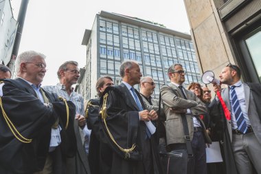 Milan, İtalya'da protesto İtalyan avukatlar