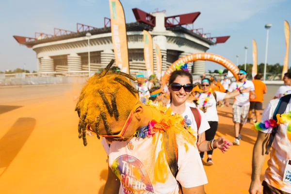 Miles de personas participan en el Color Run —  Fotos de Stock