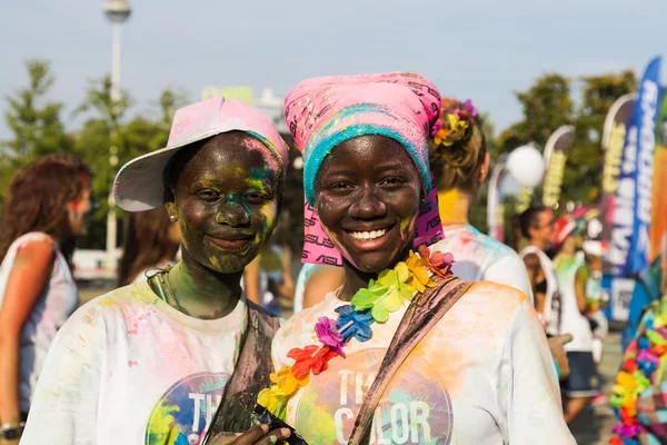 Miles de personas participan en el Color Run —  Fotos de Stock