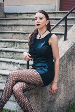 kentsel peyzaj poz güzel Gotik kız