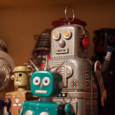 Vintage teneke robotlar homi ekrana, uluslararası gösteride ev: milan, İtalya