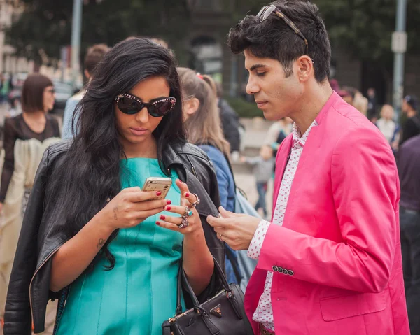 People outside Cavalli fashion shows building for Milan Women's Fashion Week 2014 — Stock Photo, Image