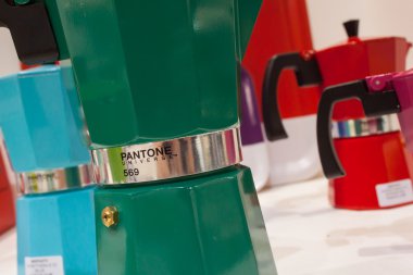 Pantone moka tencere homi ekrana, uluslararası gösteride ev: milan, İtalya