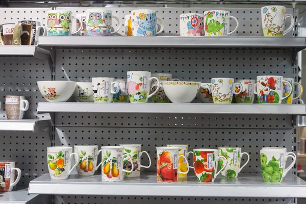 Mugs on display at HOMI, home international show in Milan, Italy — Stock Photo, Image