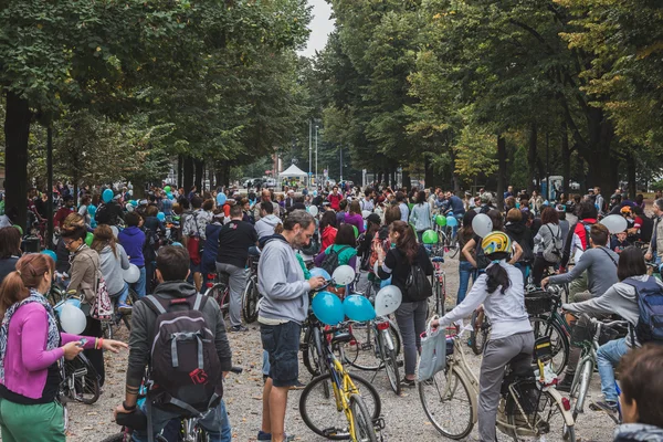 Milano, İtalya buz Ride 2014 katılan insanlar — Stok fotoğraf