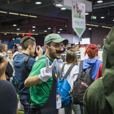 İnsanlar, Oyunlar hafta 2014, Milano, İtalya ziyaret