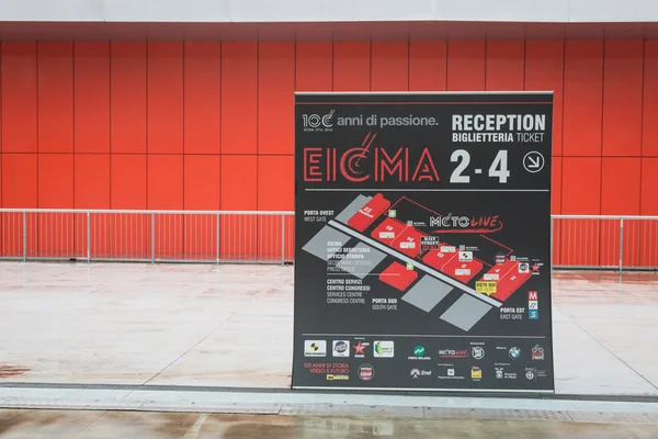 Señal de entrada a la EICMA 2014 en Milán, Italia —  Fotos de Stock