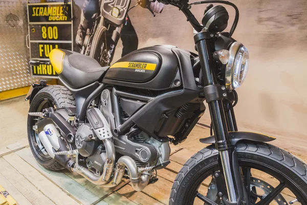 Moto Ducati Scrambler all'EICMA 2014 di Milano — Foto Stock