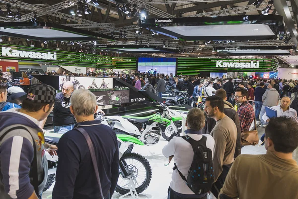 İnsanlara Eicma 2014, Milano, İtalya — Stok fotoğraf