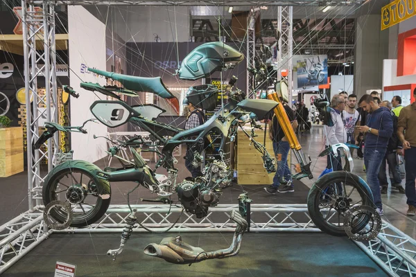 Breakdown of a motorbike at EICMA 2014 in Milan, Italy — Stock Photo, Image