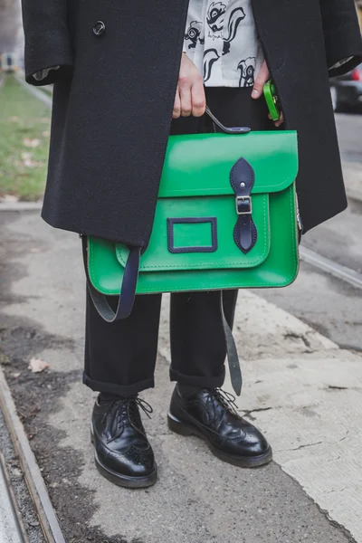 Detail of a bag outside Gucci fashion show building for Milan Men's Fashion Week 2015 — Stock Photo, Image