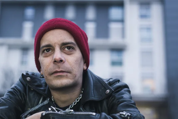 Punk guy posing in the city streets — Stock Photo, Image