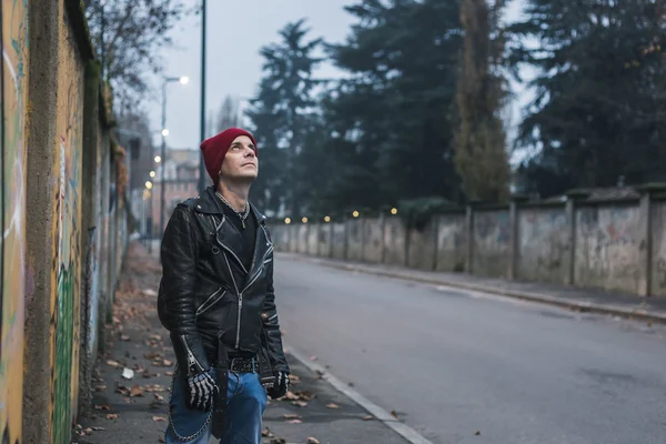 Punk guy posing in the city streets — Stock Photo, Image