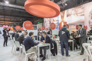 İnsanlar ziyaret bit 2015, uluslararası turizm döviz, Milano, İtalya