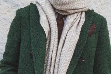 Ayrıntı Gabriele Colangelo moda gösterisi b dışında poz bir adamın