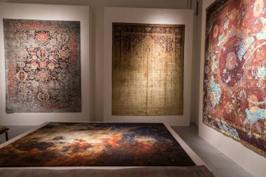 Kilim Fuorisalone Milan tasarım hafta 2015 sırasında ekranda