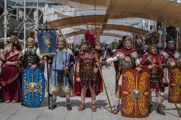 Historische römische gruppe auf der expo 2015 in Mailand, italien — Stockfoto