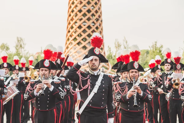Carabinieri brassband uitvoeren op Expo 2015 in Milaan, Italië — Stockfoto
