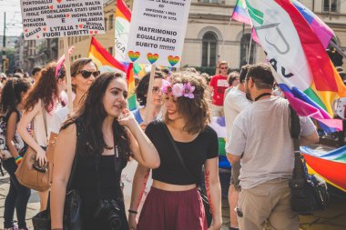 People taking part in Milano Pride 2015