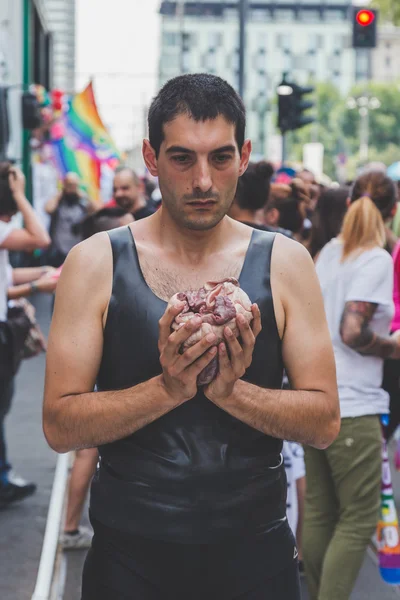 Artist Nicola Mette performing at Milano Pride 2015 — Stock Photo, Image
