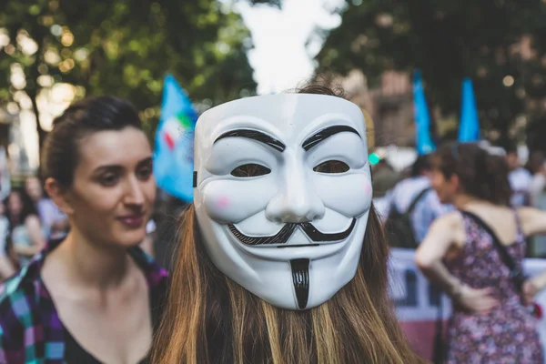 People taking part in Milano Pride 2015 — Stok fotoğraf